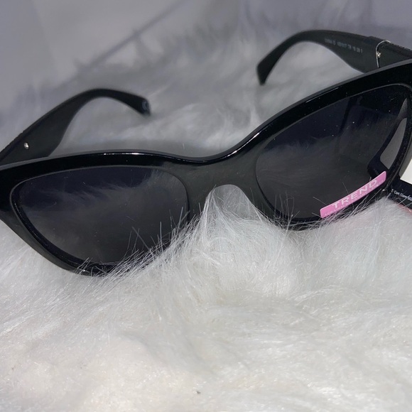 New! Foster Grant Sunglasses TREND - Picture 5 of 6